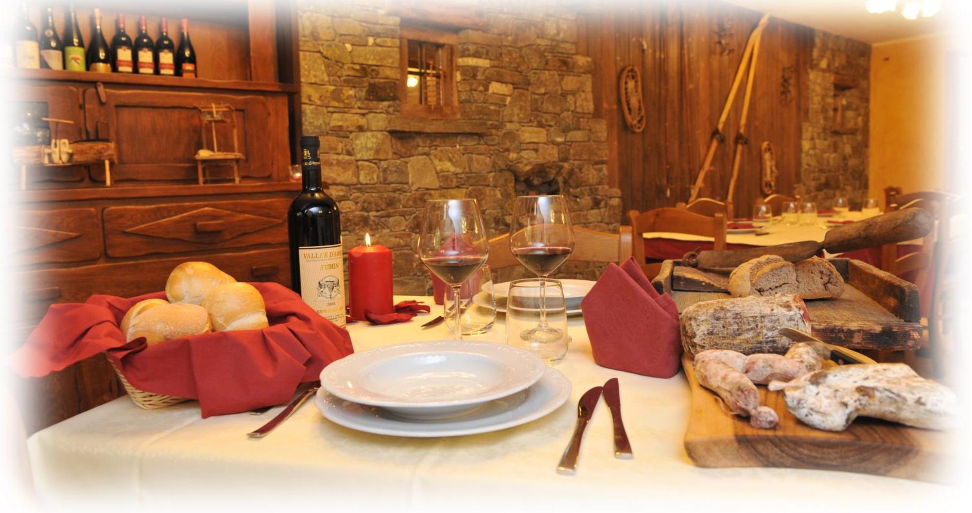 Hotel Le Petit Abri Чамполук Екстериор снимка